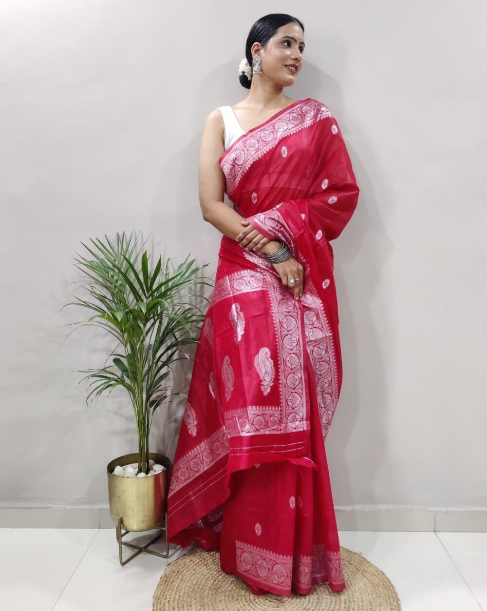 Regal - Woven Bollywood Cotton Linen, Cotton Jute Saree - Red - Image 6