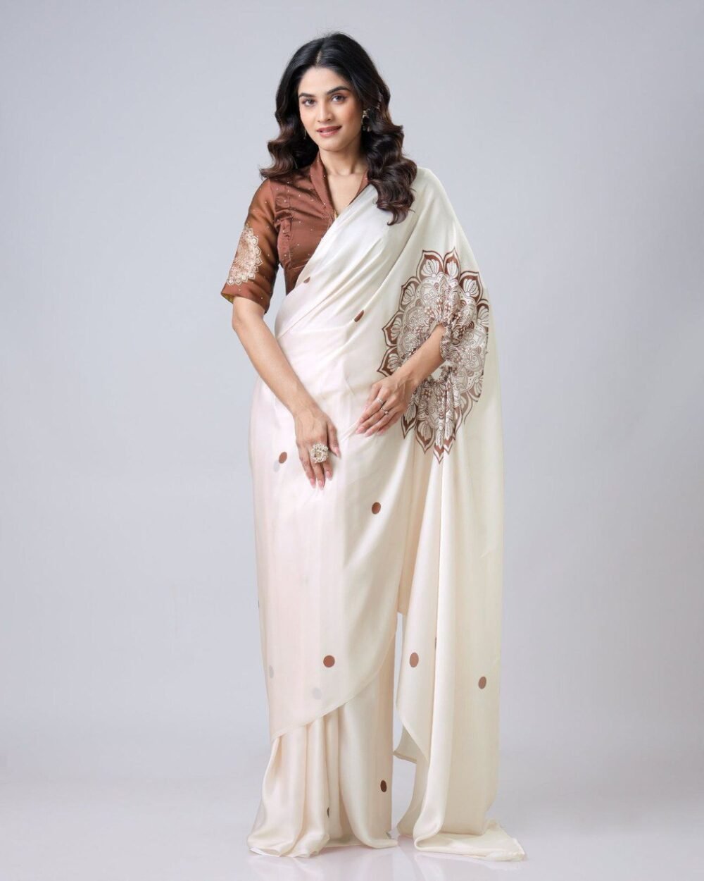 Beyond Beauty: The Hands-Free Mandala Innovation in Satin Georgette With Cream Color