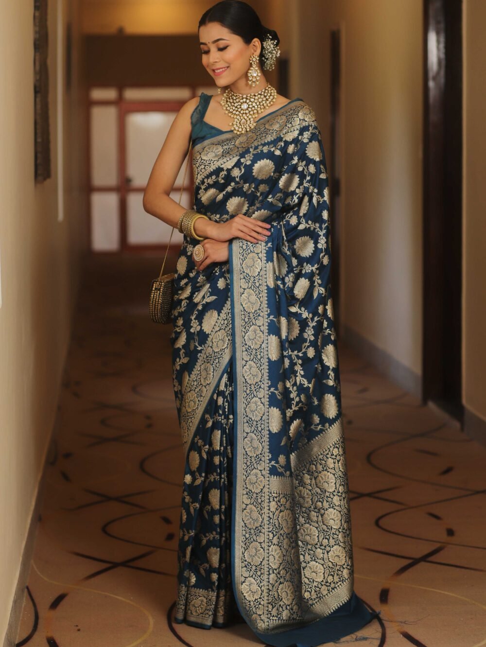 Regal - Firozi Color Sreee With Blouse || Saree For Women || Trending Saree For Women || Bollywood Stylish Fancy Party Wear Wedding Festive Bridal Sari || Banarasi saree || Kanjiavaram saree || Silk saree || Pure silk saree - Image 4