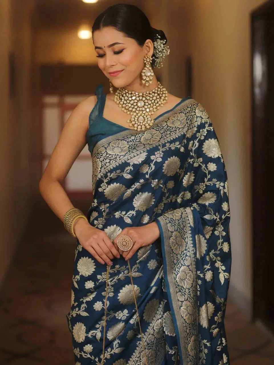 Regal - Firozi Color Sreee With Blouse || Saree For Women || Trending Saree For Women || Bollywood Stylish Fancy Party Wear Wedding Festive Bridal Sari || Banarasi saree || Kanjiavaram saree || Silk saree || Pure silk saree - Image 5