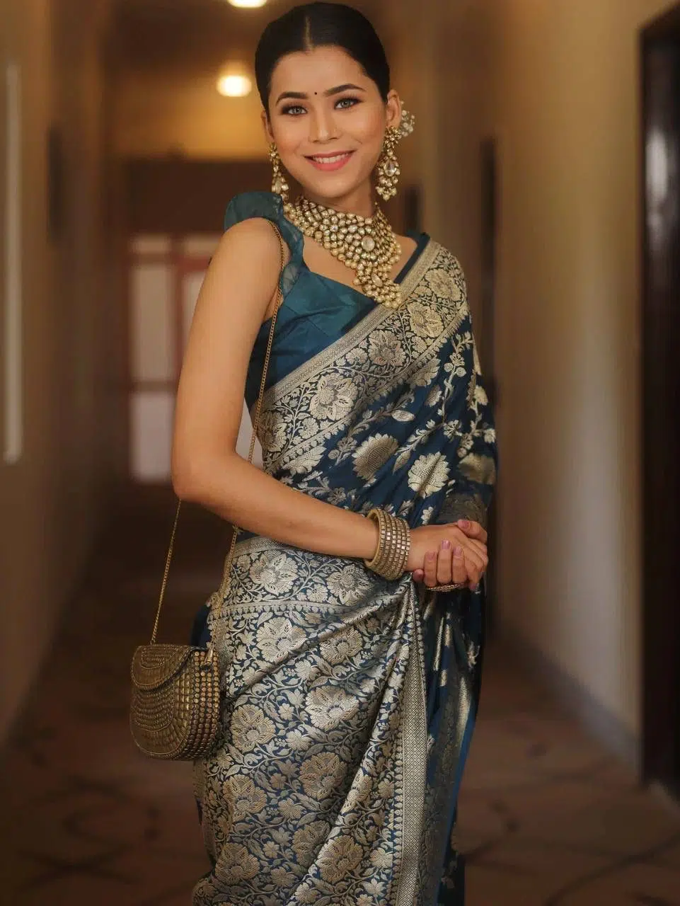 Regal - Firozi Color Sreee With Blouse || Saree For Women || Trending Saree For Women || Bollywood Stylish Fancy Party Wear Wedding Festive Bridal Sari || Banarasi saree || Kanjiavaram saree || Silk saree || Pure silk saree - Image 2
