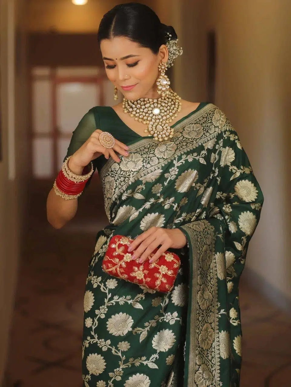 Regal - Green Color Sreee With Blouse || Saree For Women || Trending Saree For Women || Bollywood Stylish Fancy Party Wear Wedding Festive Bridal Sari || Banarasi saree || Kanjiavaram saree || Silk saree || Pure silk saree - Image 3