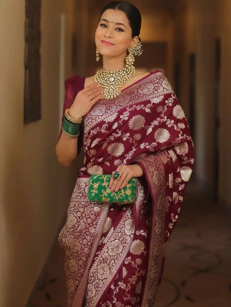 Regal - Maroon Color Sreee With Blouse || Saree For Women || Trending Saree For Women || Bollywood Stylish Fancy Party Wear Wedding Festive Bridal Sari || Banarasi saree || Kanjiavaram saree || Silk saree || Pure silk saree - Image 4