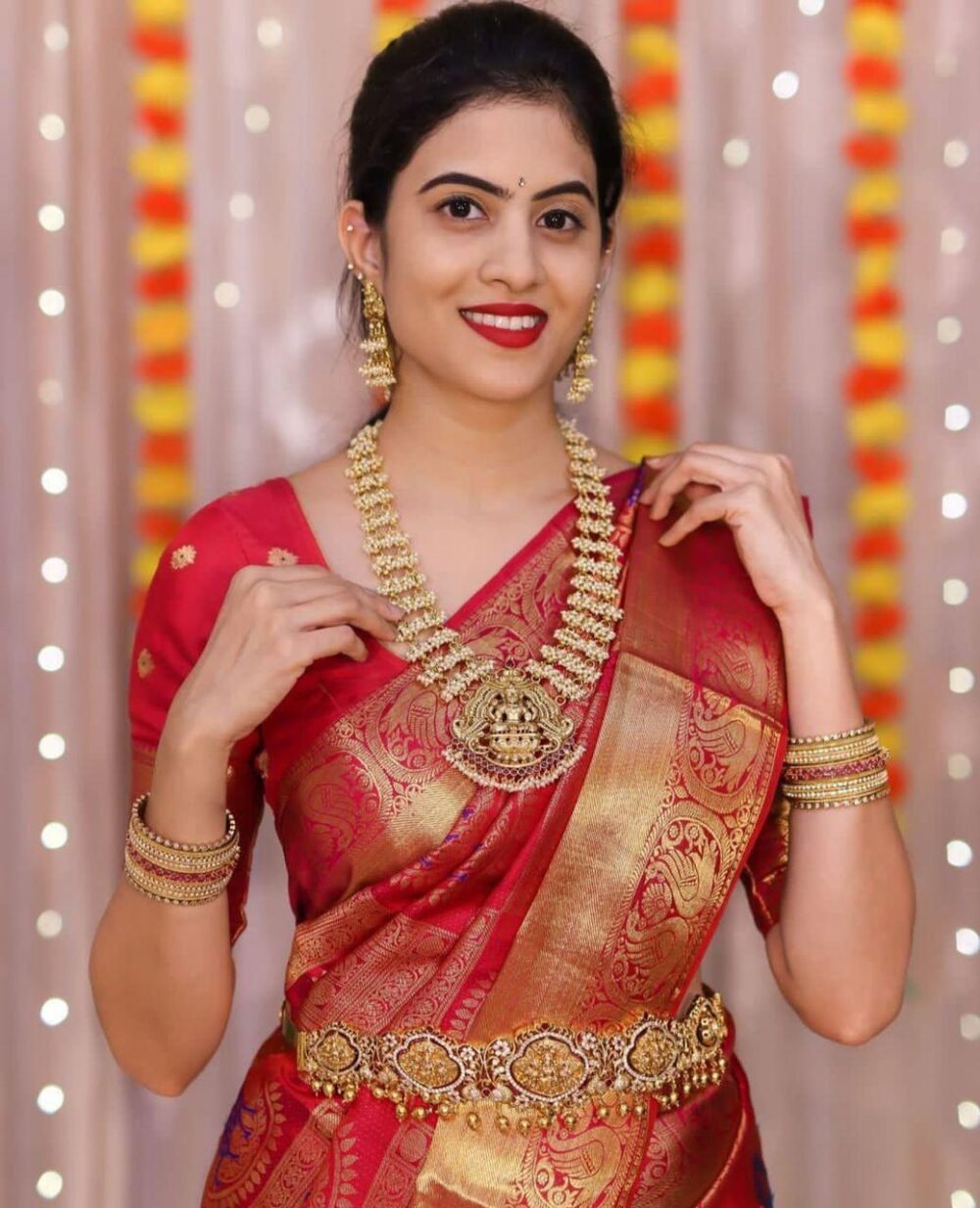 Regal - Red Color Sreee With Blouse || Saree For Women || Trending Saree For Women || Bollywood Stylish Fancy Party Wear Wedding Festive Bridal Sari || Banarasi saree || Kanjiavaram saree || Silk saree || Pure silk saree