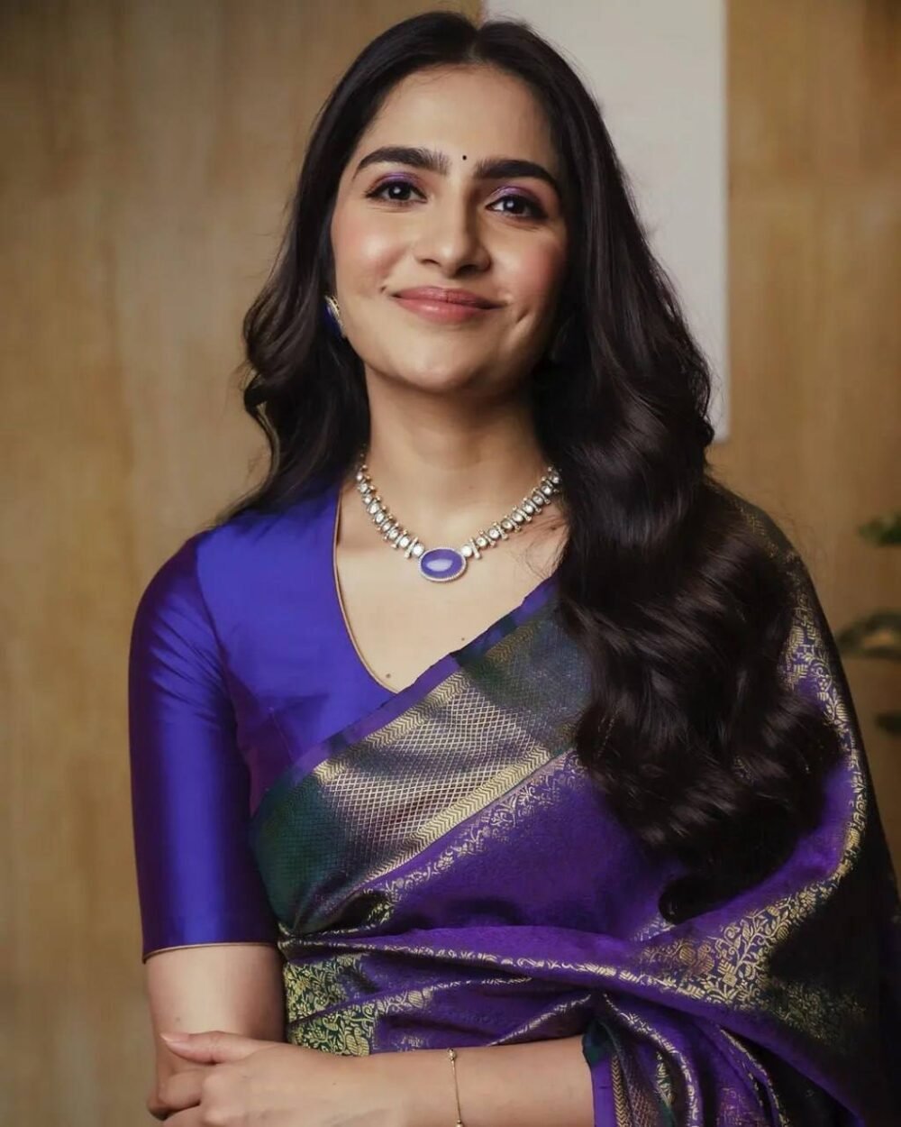 Regal - Royal Blue Color Sreee With Blouse || Saree For Women || Trending Saree For Women || Bollywood Stylish Fancy Party Wear Wedding Festive Bridal Sari || Banarasi saree || Kanjiavaram saree || Silk saree || Pure silk saree