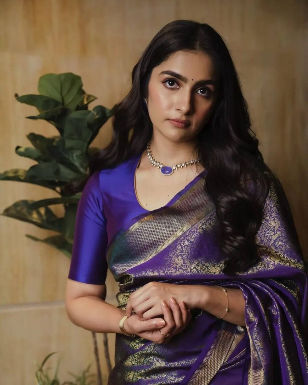 Regal - Royal Blue Color Sreee With Blouse || Saree For Women || Trending Saree For Women || Bollywood Stylish Fancy Party Wear Wedding Festive Bridal Sari || Banarasi saree || Kanjiavaram saree || Silk saree || Pure silk saree - Image 5
