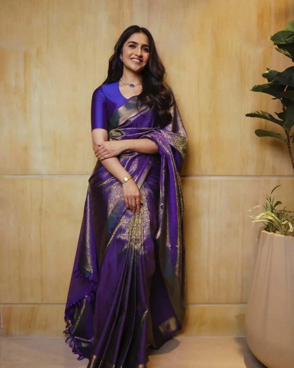 Regal - Royal Blue Color Sreee With Blouse || Saree For Women || Trending Saree For Women || Bollywood Stylish Fancy Party Wear Wedding Festive Bridal Sari || Banarasi saree || Kanjiavaram saree || Silk saree || Pure silk saree - Image 2